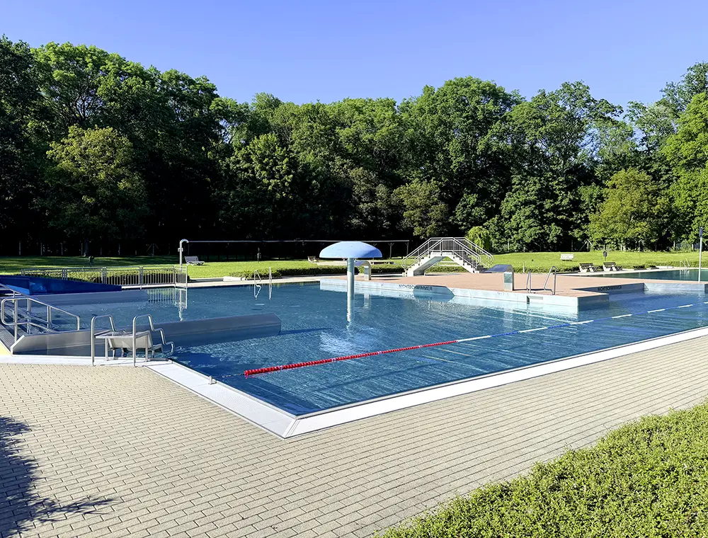 freibad-boehlen-01